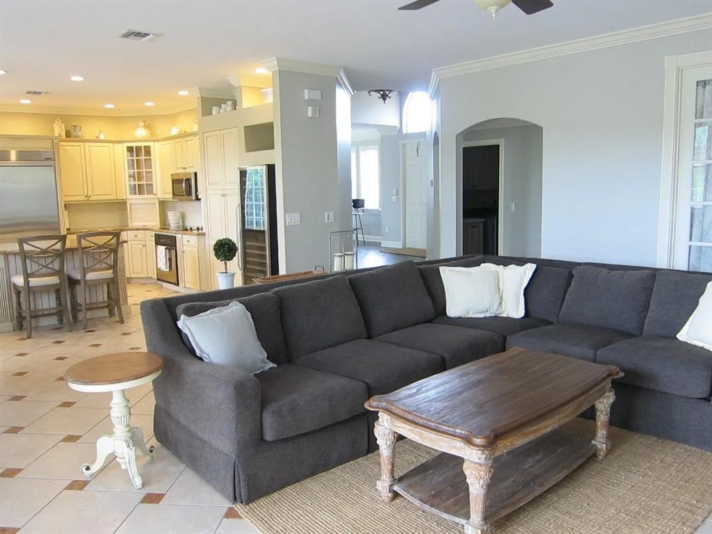 Photo of 2160 Bellcrest Circle