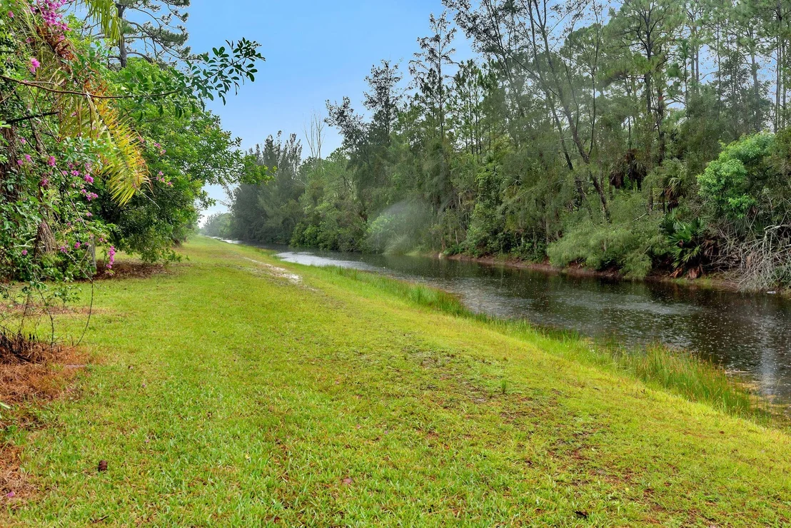 Photo of 2970 Doe Trail