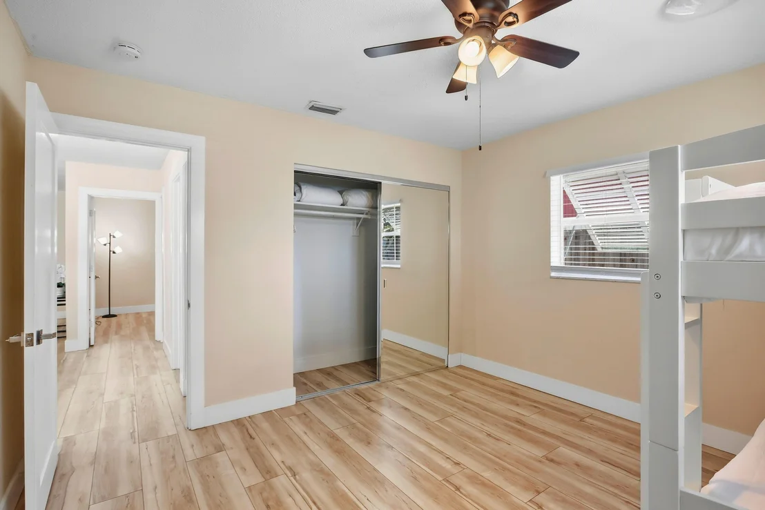 Photo of 6880 KINGSTON Drive