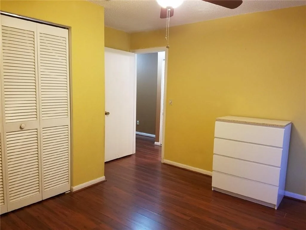 Photo of 3327 W Inverrary Boulevard