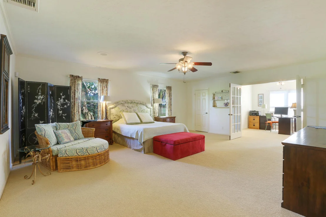 Photo of 160 SE Turtle Creek Drive
