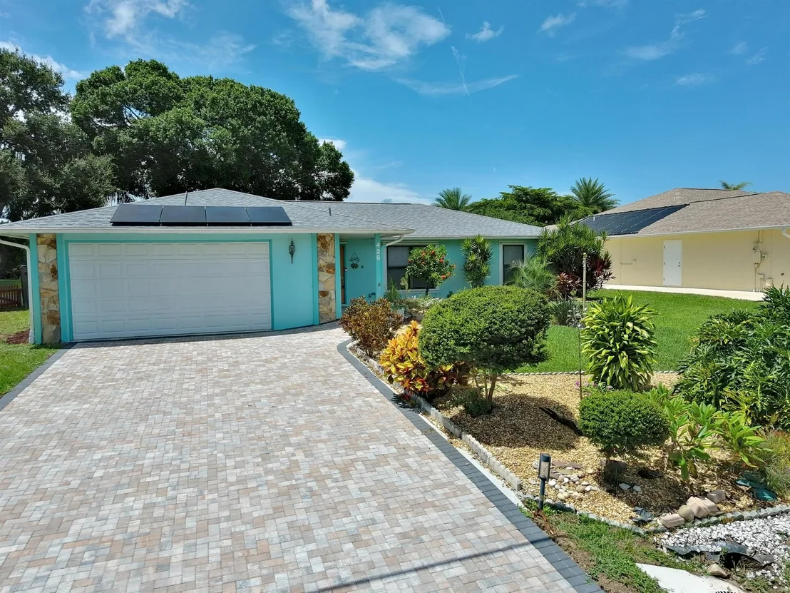 Photo of 425 Joy Haven Drive