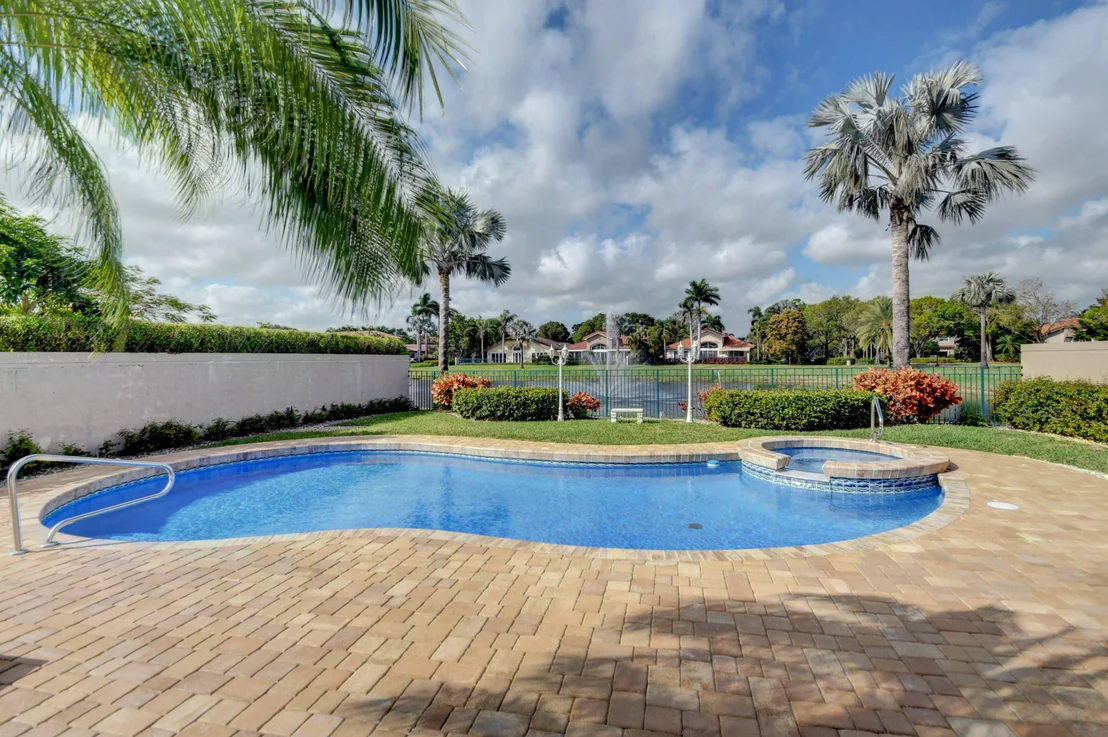 Photo of 2301 NW 25th Way