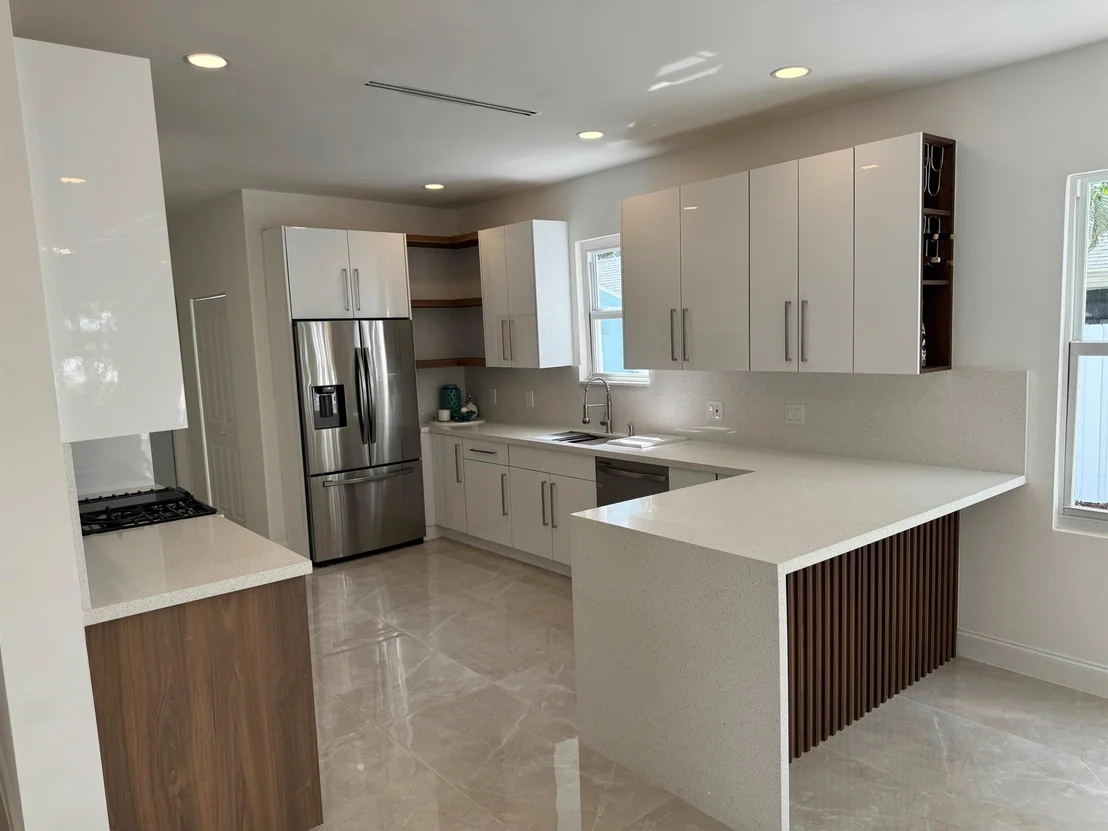 Photo of 418 Colonial Road
