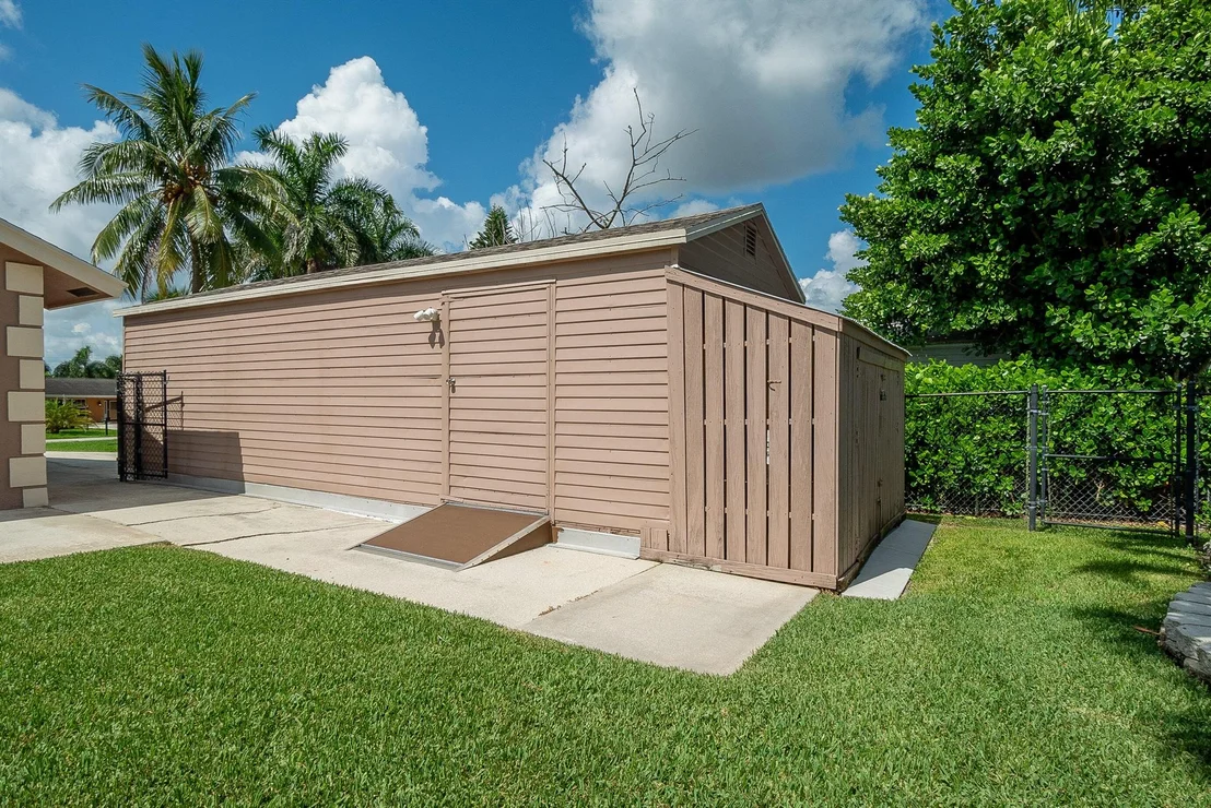 Photo of 104 W Rubber Tree Drive