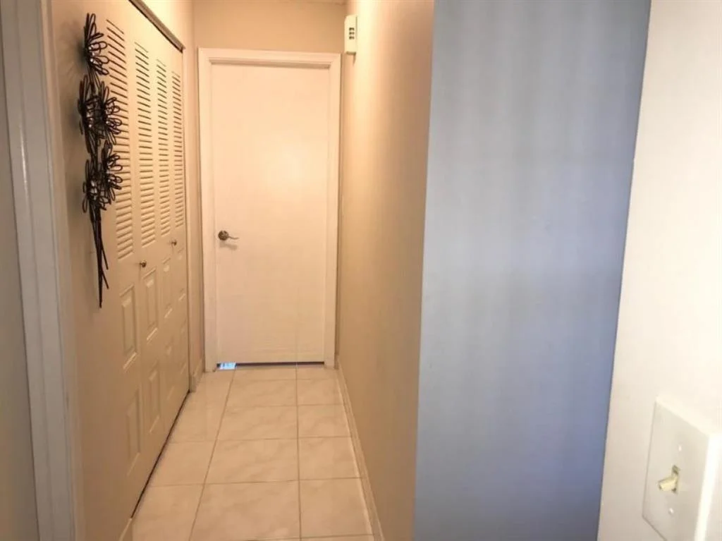 Photo of 6217 Overland Place