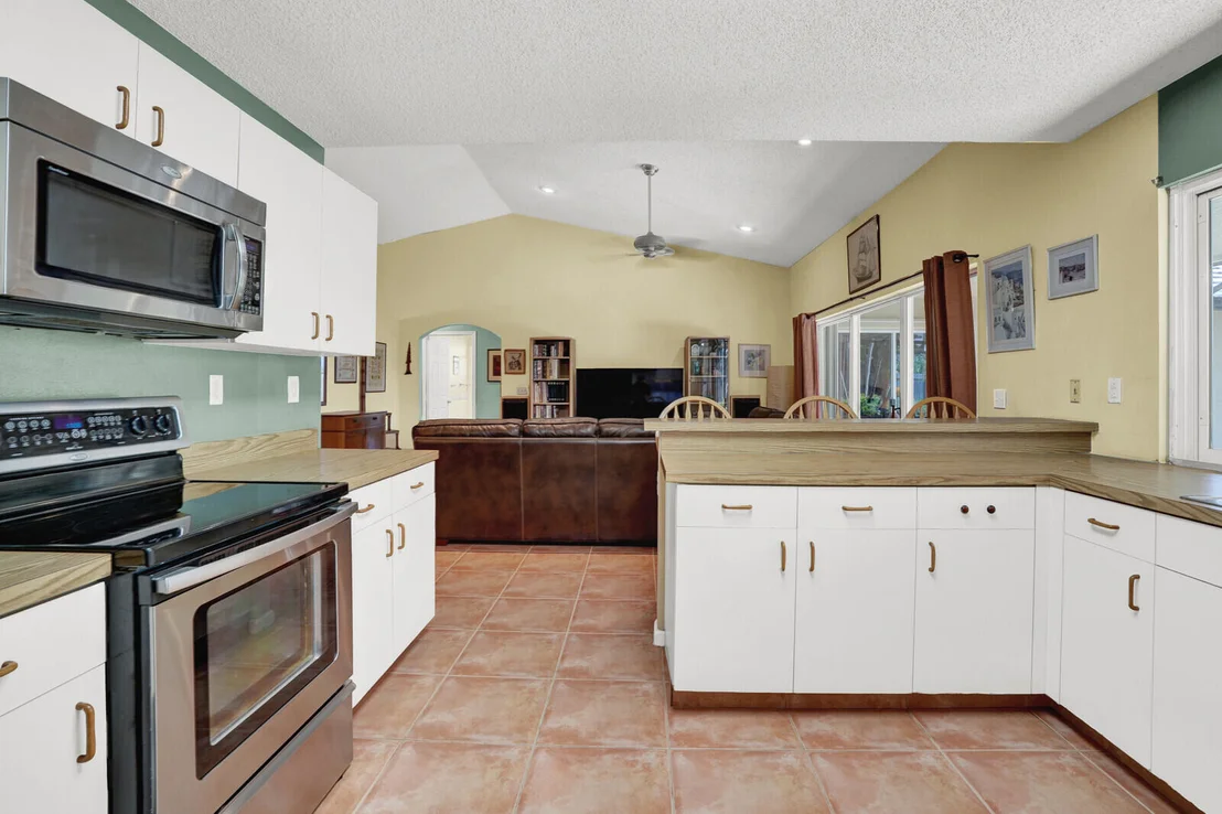 Photo of 5696 Descartes Circle