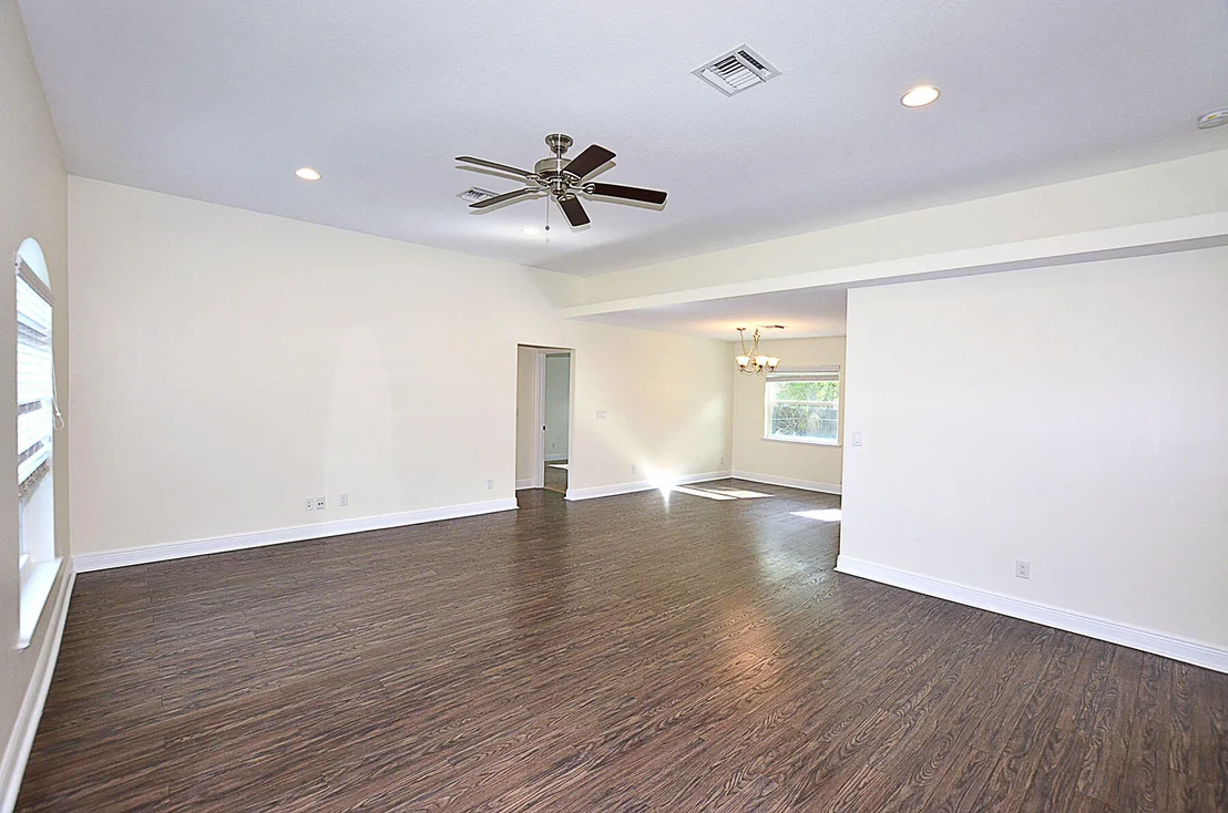 Photo of 4899 Kirby Loop Road