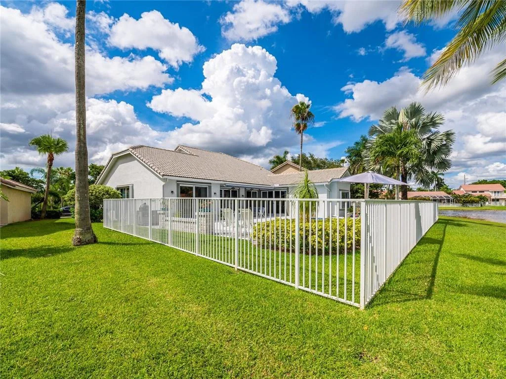 Photo of 1080 Capistrano