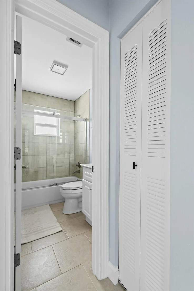 Photo of 110 Banyan Circle