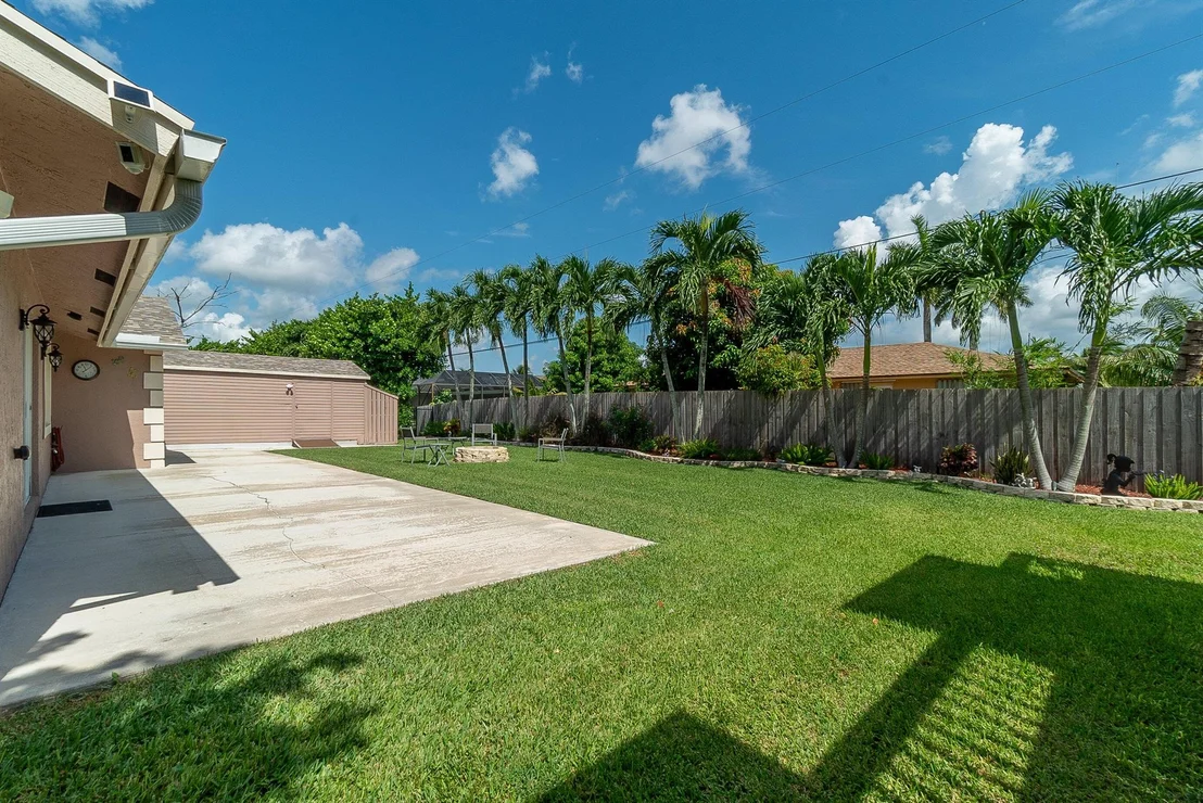 Photo of 104 W Rubber Tree Drive