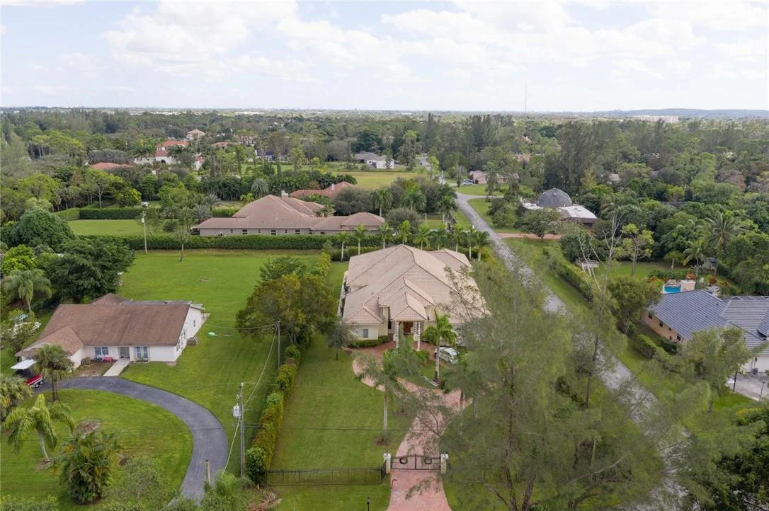 Photo of 6306 NW 66th Way