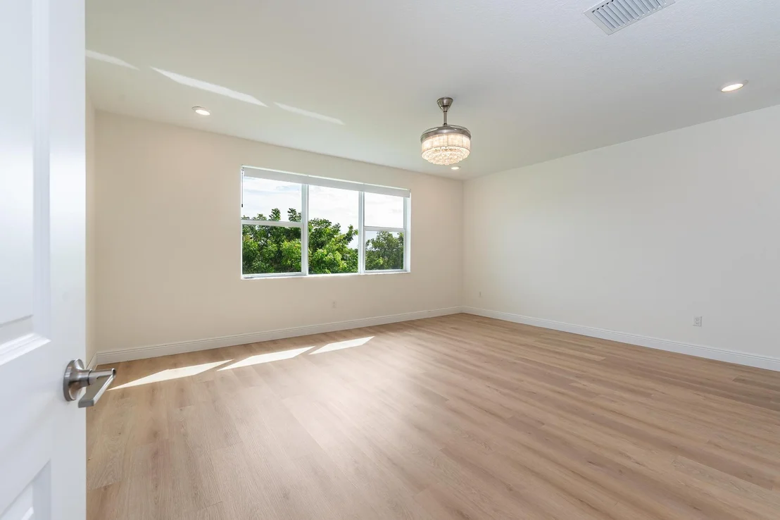 Photo of 4194 Marina Way