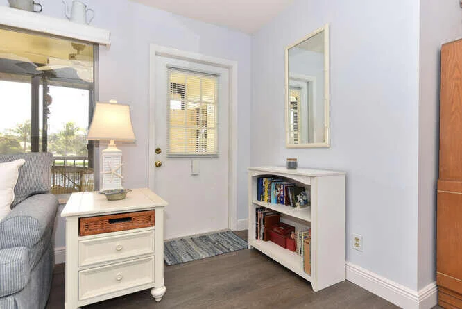 Photo of Unit D2 at 305 Knotty Pine Circle