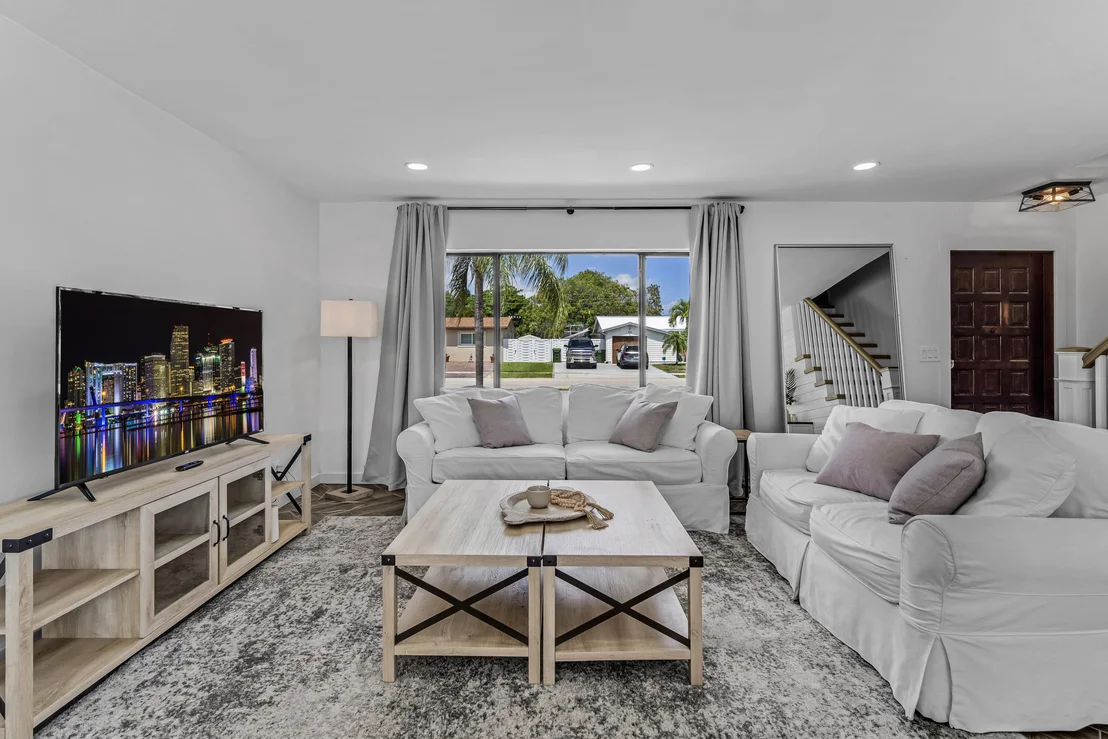 Photo of 337 Cypress Lane