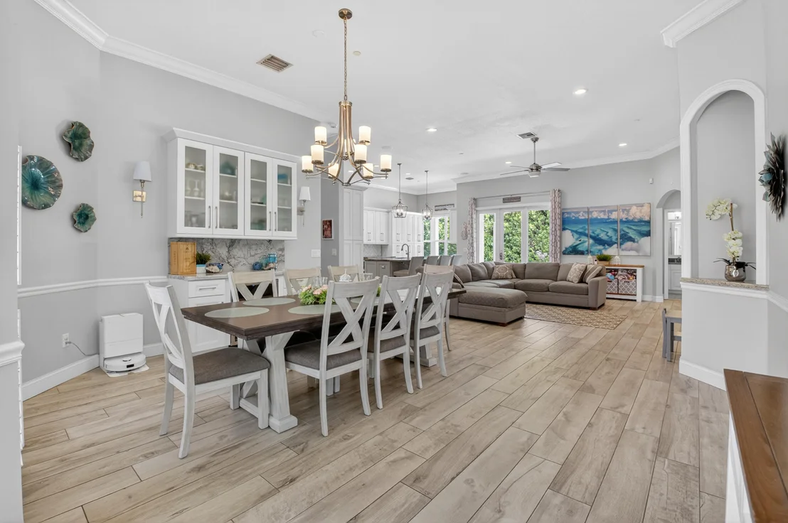 Photo of 4880 Glenn Pine Lane