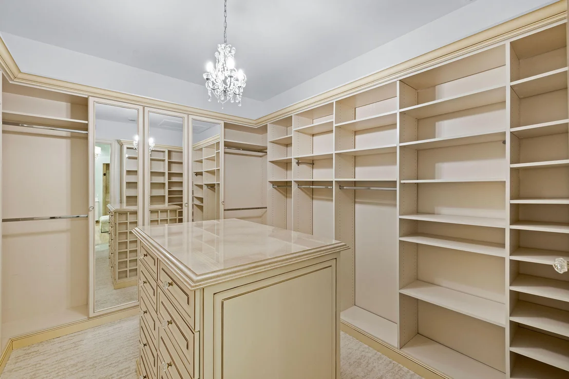 Photo of 9253 Este Lago Drive