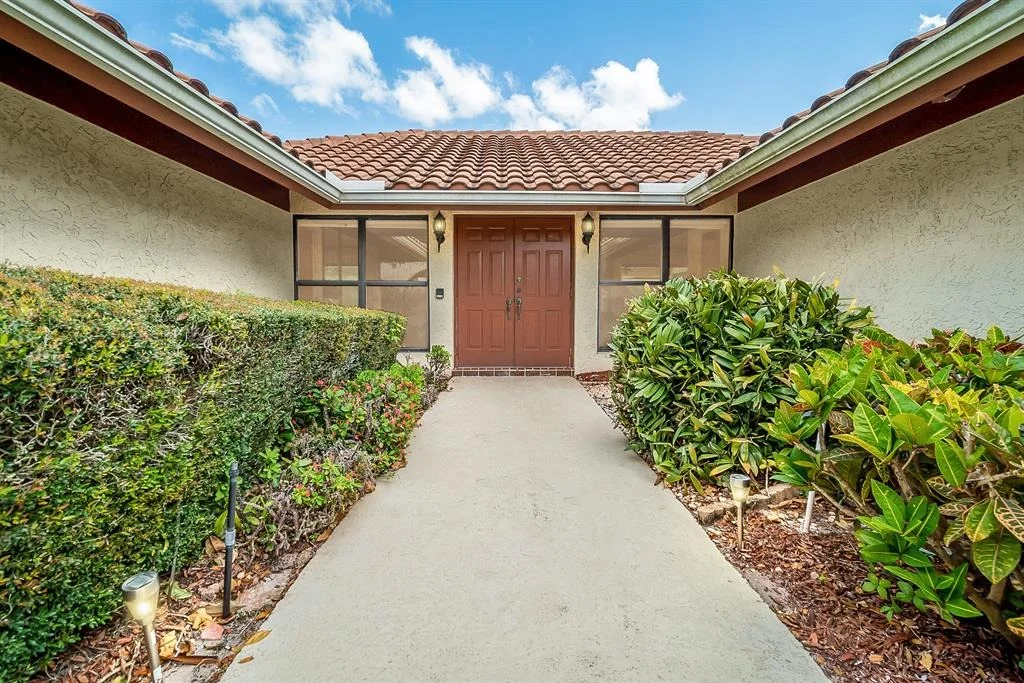 Photo of 5963 Glenbrook Drive