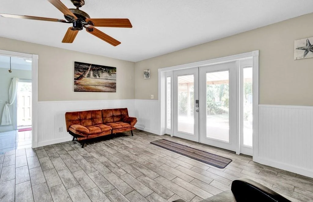 Photo of 291 Easy Street
