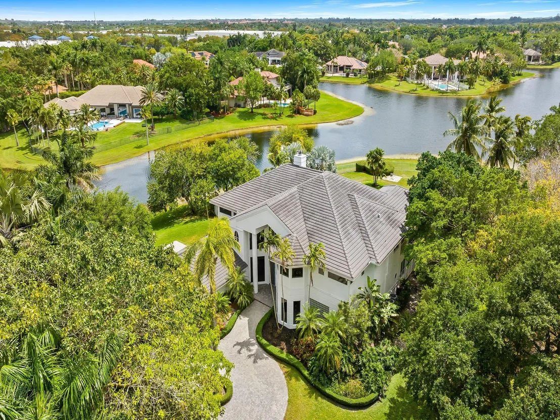 Photo of 3360 Bridle Path Lane