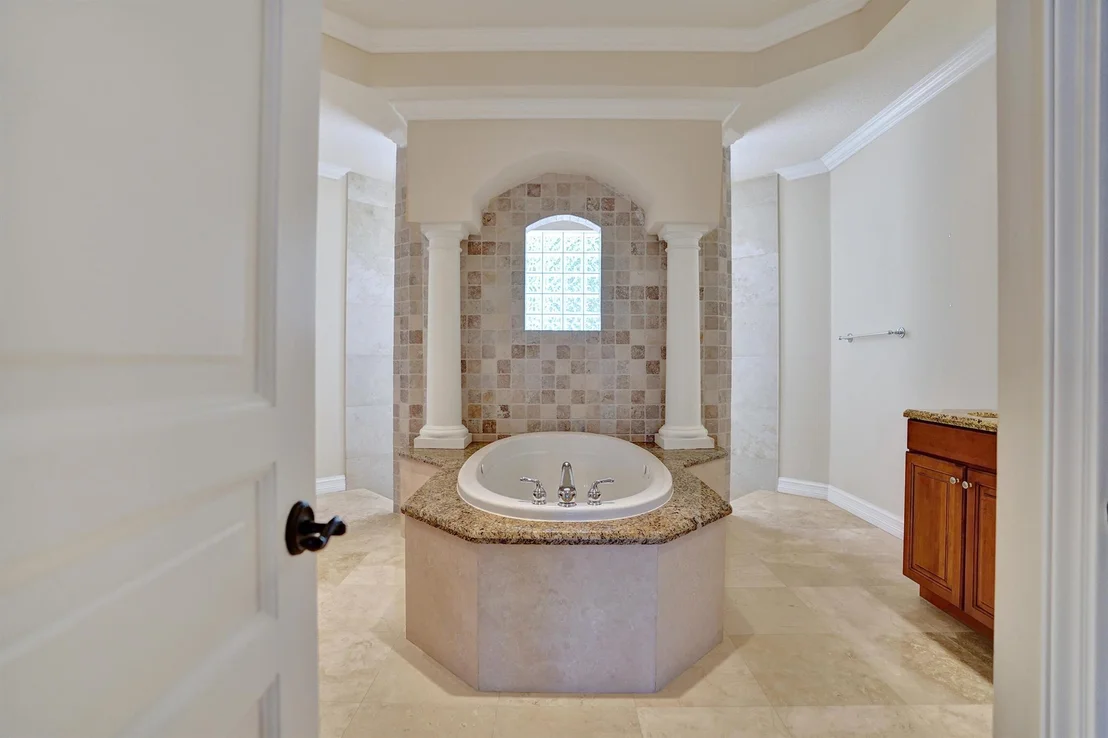 Photo of 603 N Cypress Drive