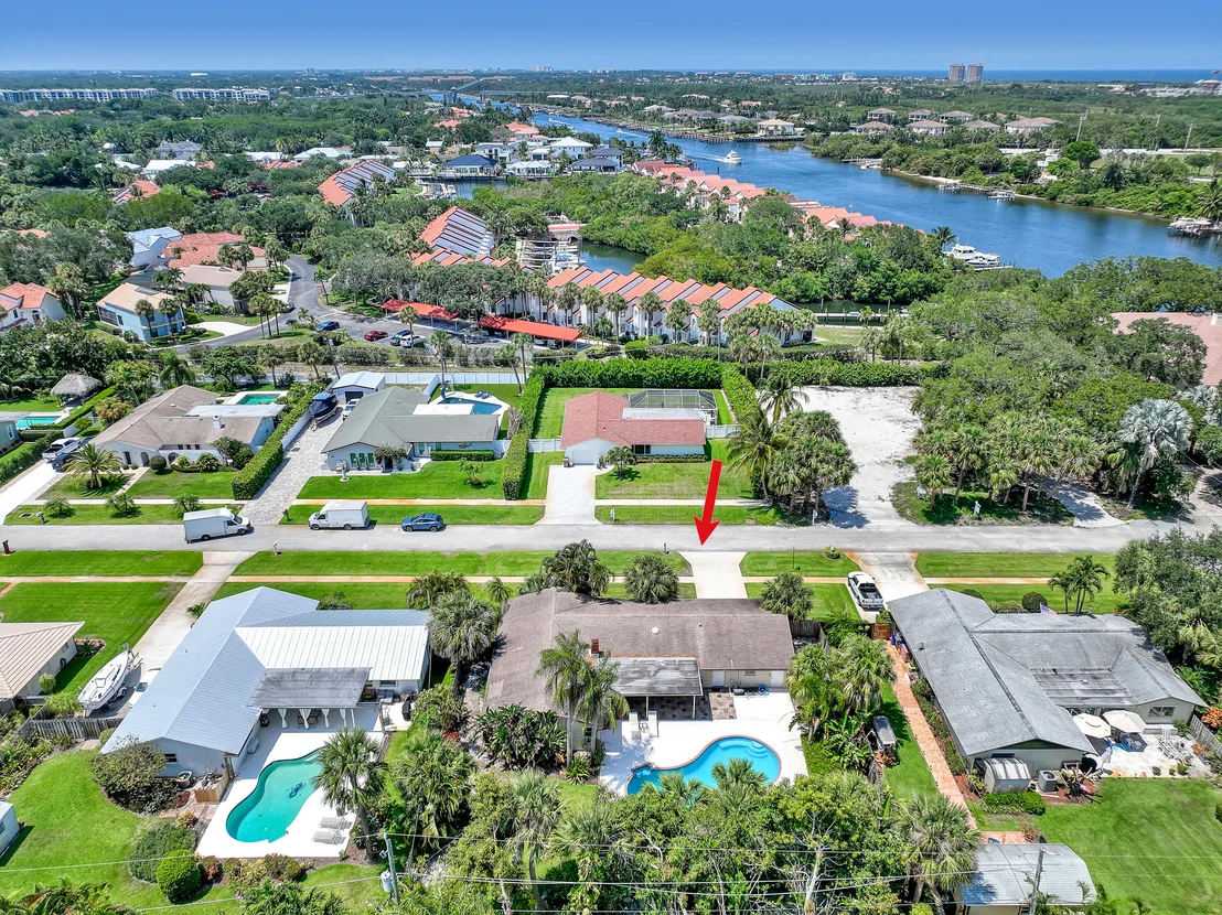 Photo of 2288 Windsor Road