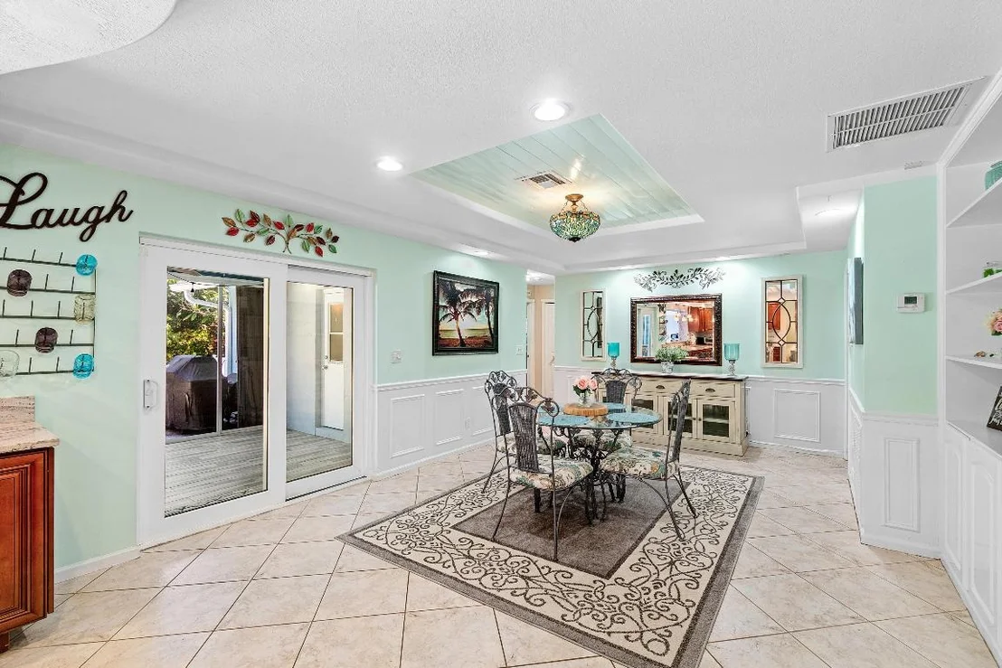 Photo of 1108 Petrel Road