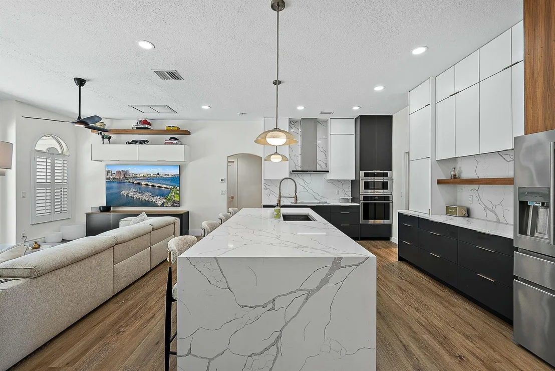 Photo of 15415 Alexander Run