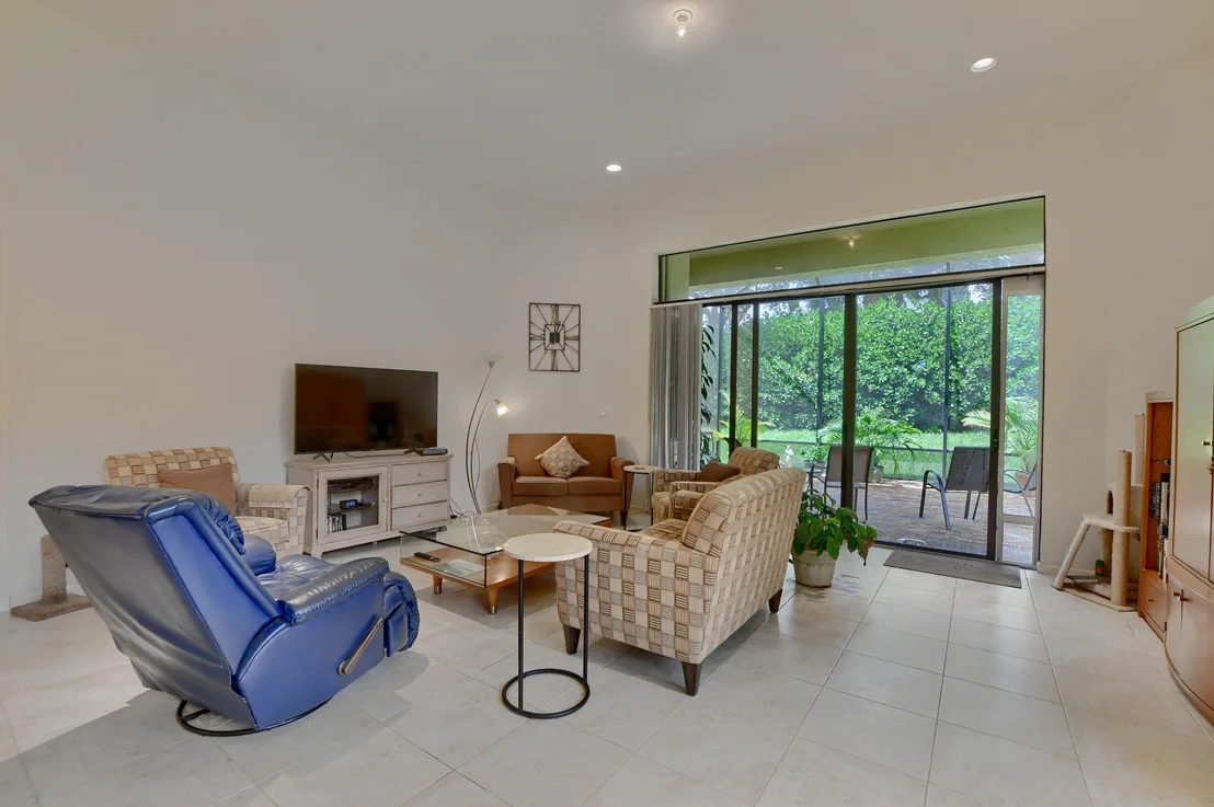 Photo of 9744 Isles Cay Drive