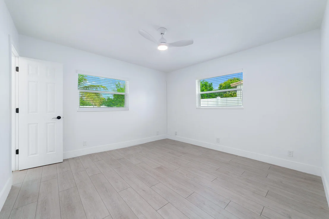 Photo of 6335 Southgate Boulevard