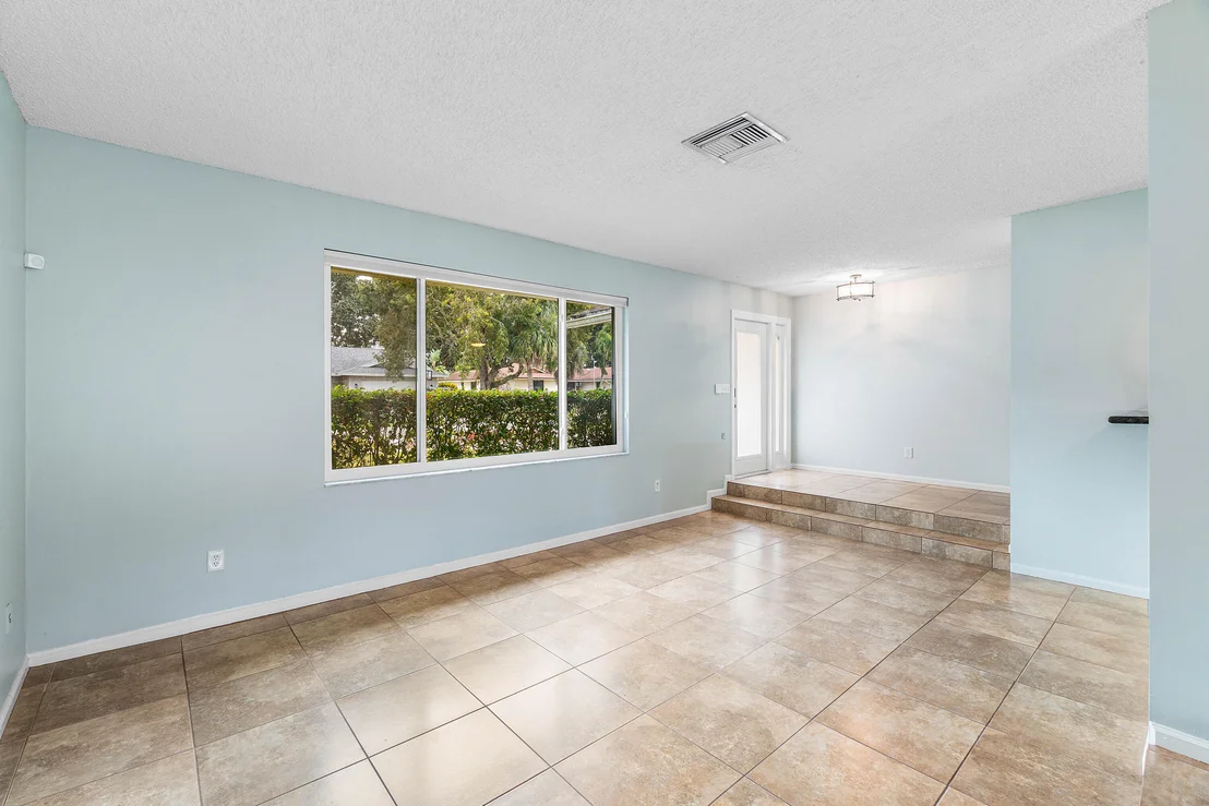 Photo of 4060 Birchwood Drive