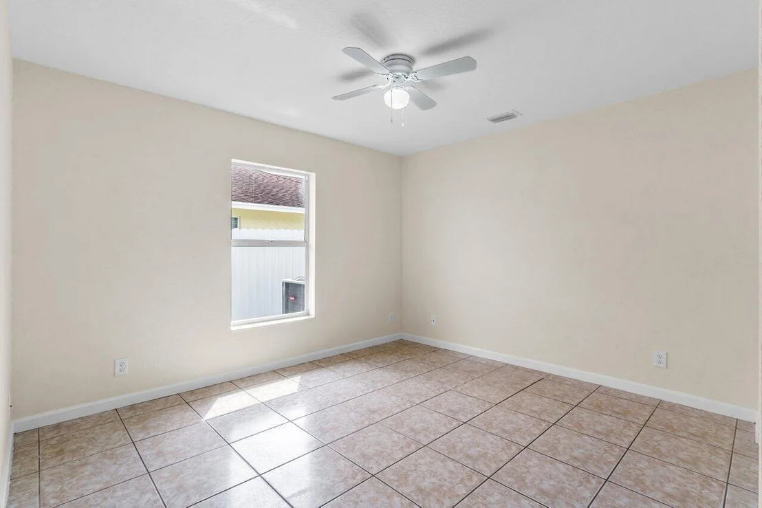 Photo of 356 Fleming Avenue