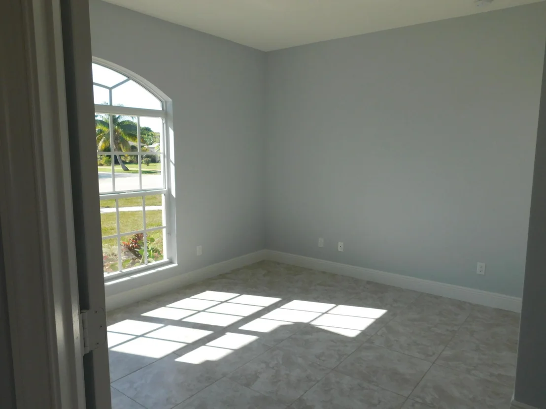 Photo of 437 Ebbtide Drive
