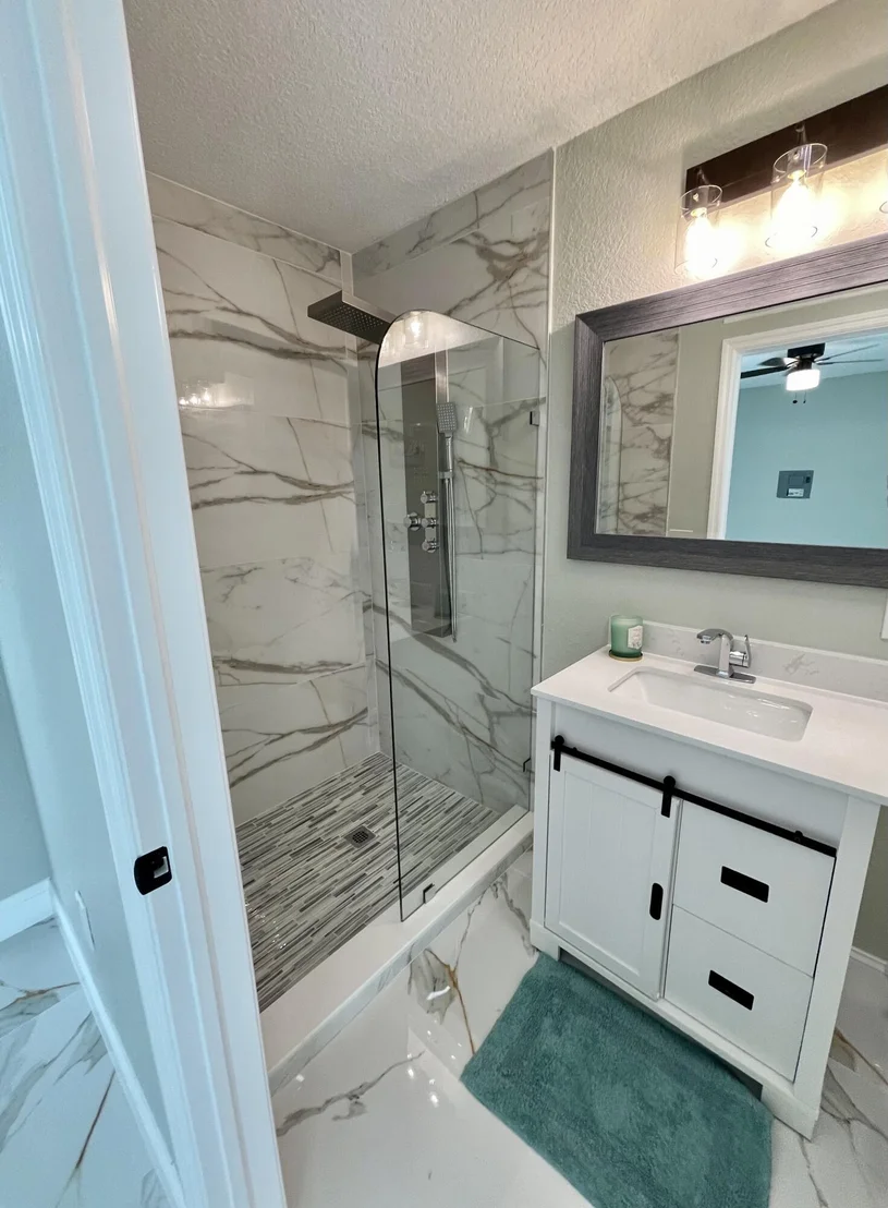Photo of 1017 Avon Road