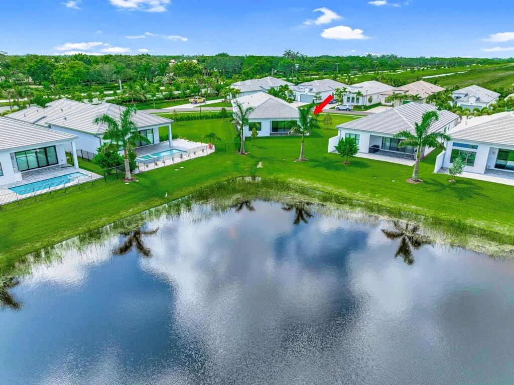 Photo of 9290 Mountain Pine Grove