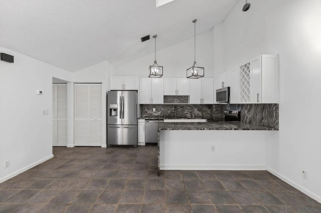 Photo of 1350 Periwinkle Place