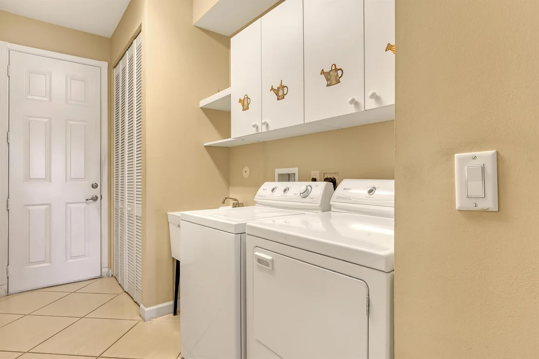 Photo of 9466 Lantern Bay Circle