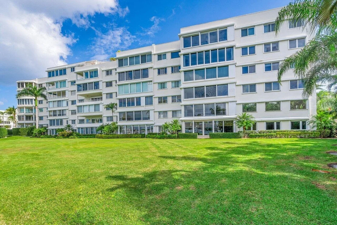 Photo of Unit 120B at 44 Cocoanut Row