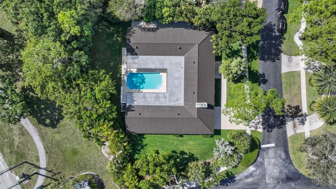 Photo of 6794 Giralda Circle