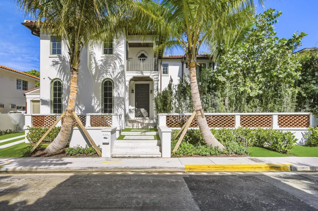 Photo of 259 OLEANDER Avenue