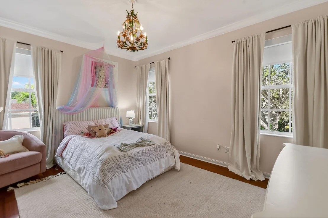 Photo of 211 Sugar Apple Way
