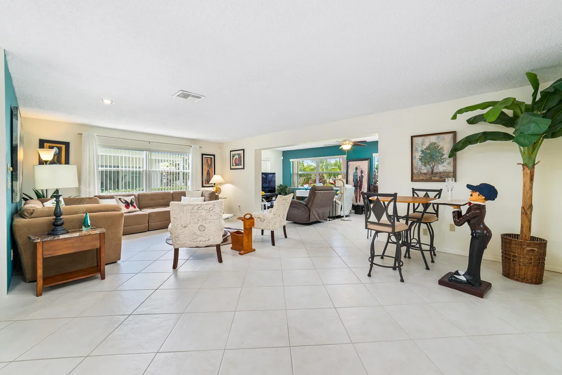 Photo of 6303 Silver Moon Lane