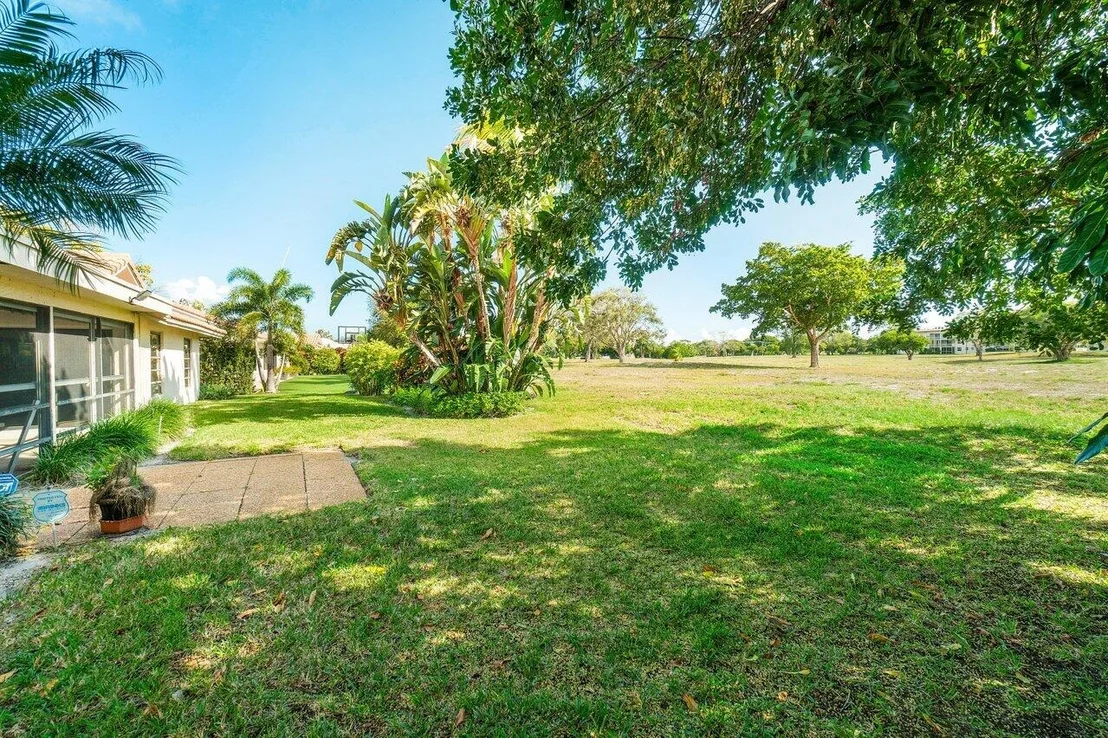 Photo of 5560 NW 3rd Terrace W