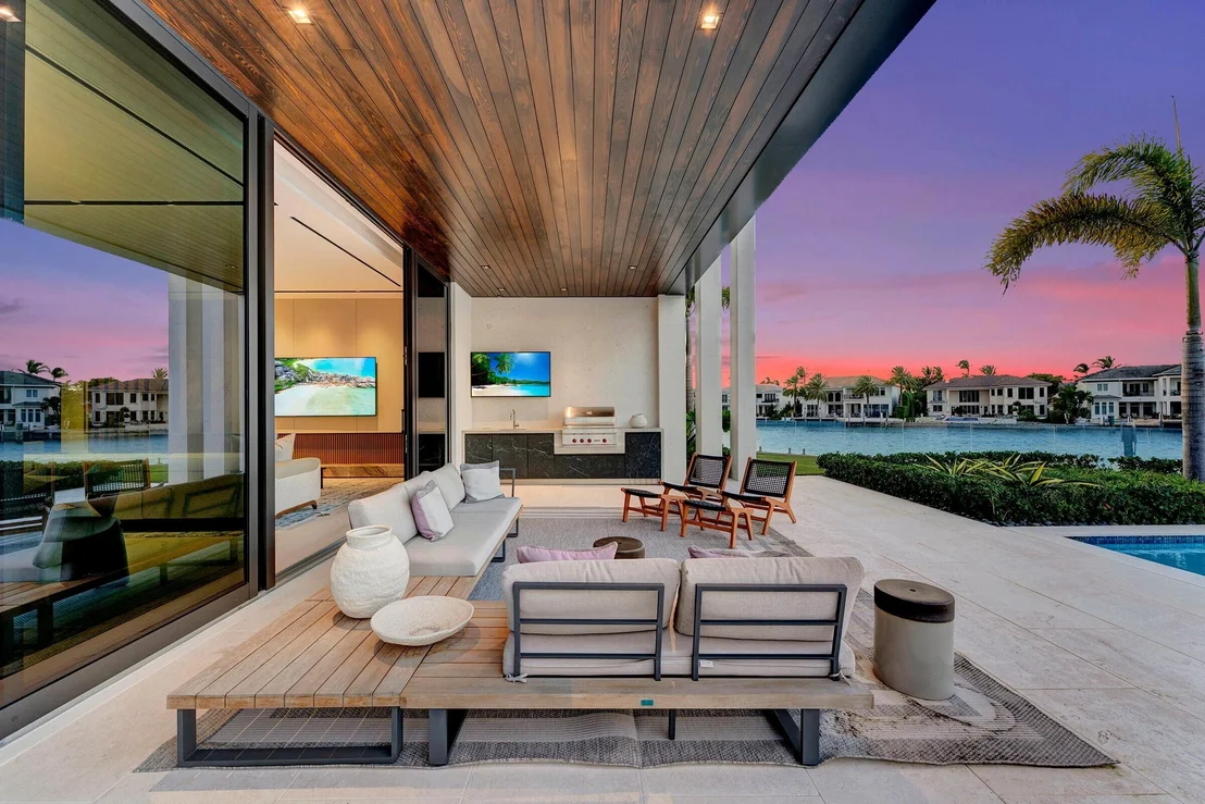 Photo of 829 Orchid Drive