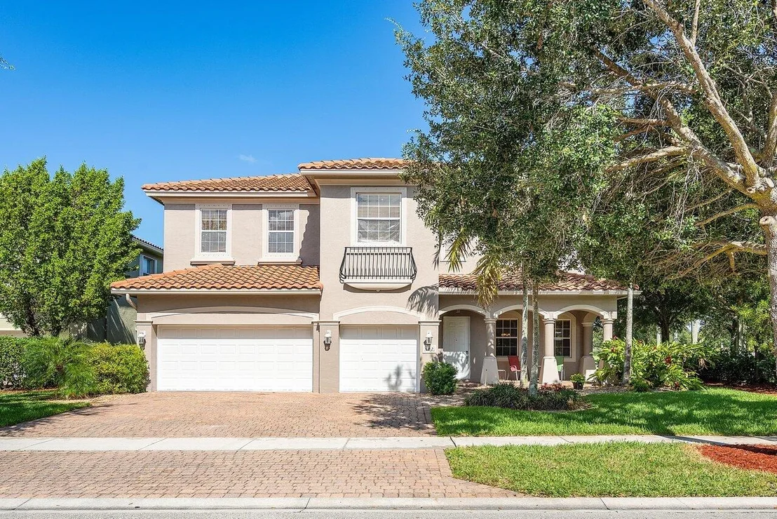Photo of 482 Cresta Circle