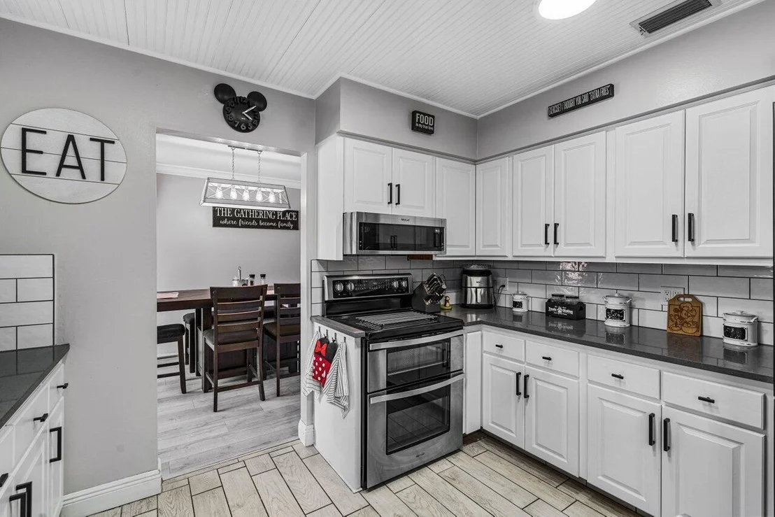Photo of 7351 Canal Drive