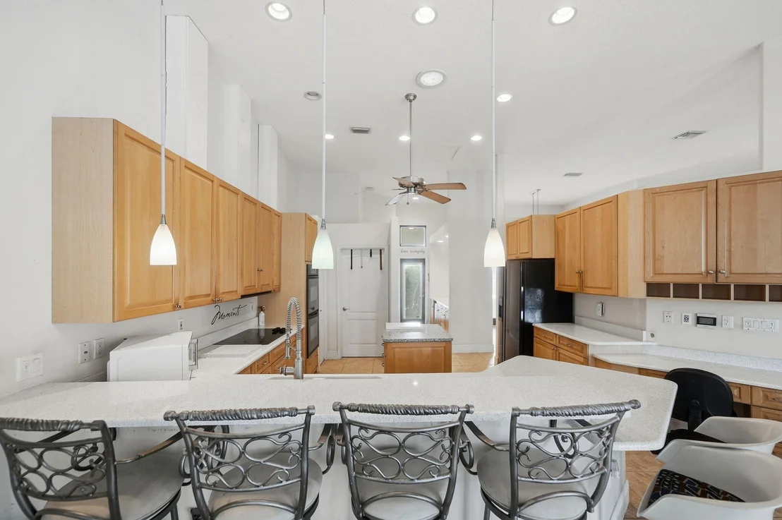 Photo of 1002 Ibis Avenue