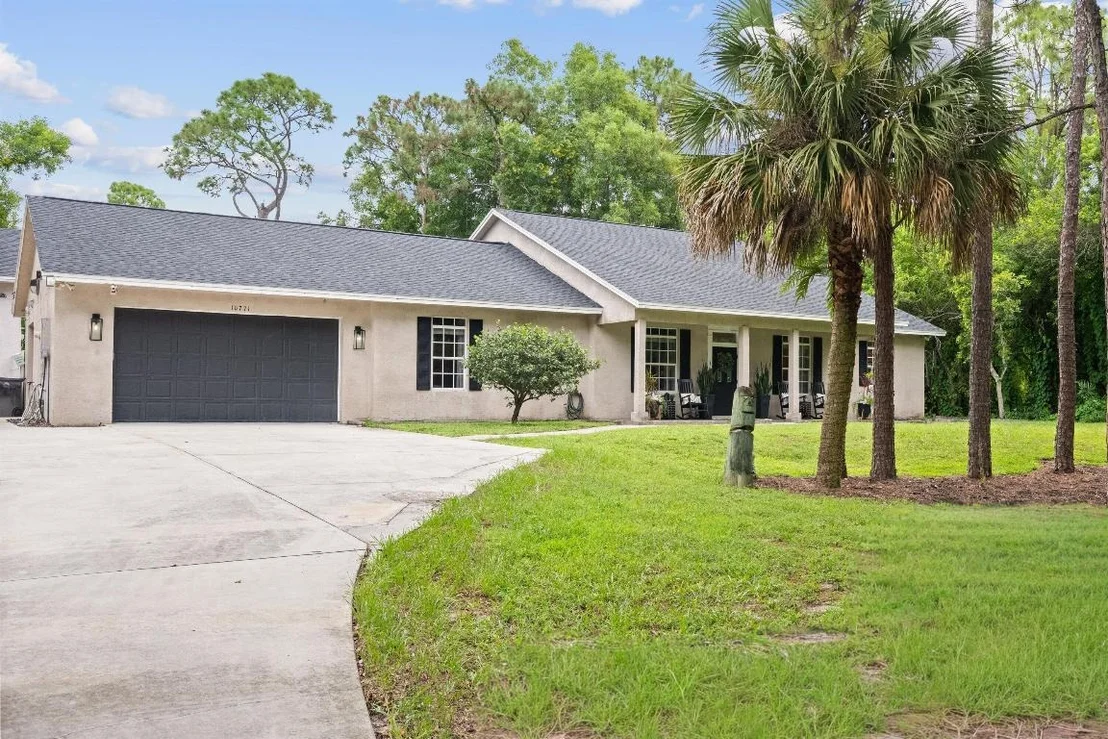 Photo of 10771 154th Road N