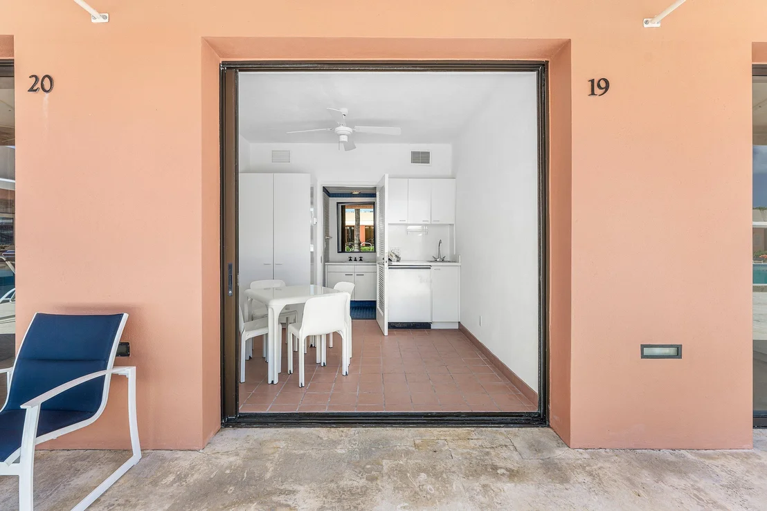 Photo of Unit NPH4 at 2 N Breakers Row Row