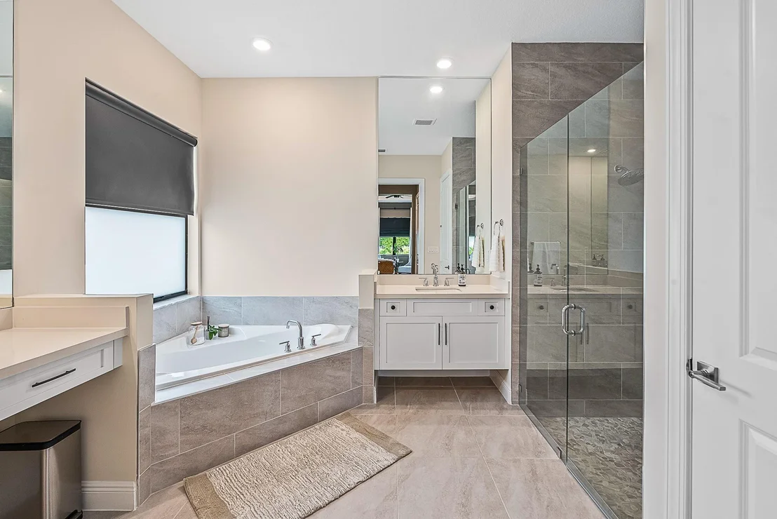 Photo of 9335 Bayside Circle